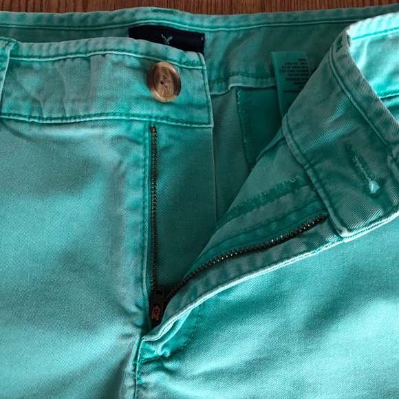 AR Low Rise Midi Shorts - Picture 6 of 6